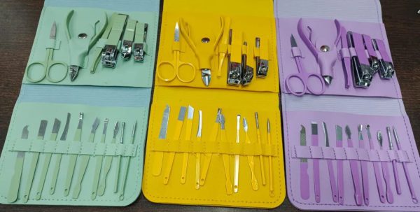 16 pics Nail Cutter Set